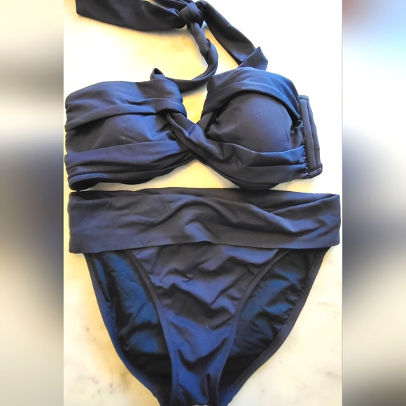 Bikini set - Picture 3 of 3